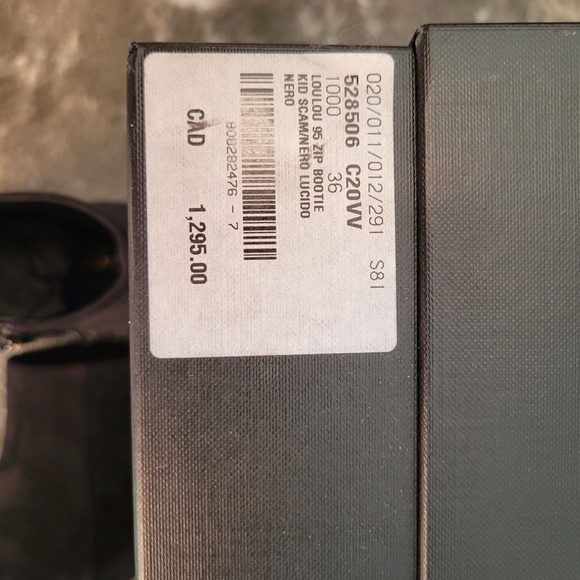 YSL Lou Suede Ankle Boot in black in Size 36. 95mm heel. - Picture 8 of 10